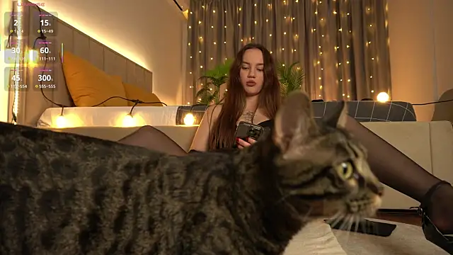 Snapshot of juli_hox chatting on October 23, 7:40 am juli hox online show from October 23, 7:40 am