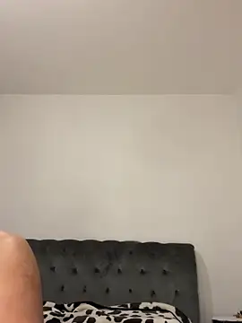 ChiIul11 online show from April 16, 8:20 pm