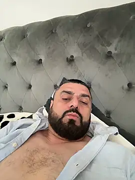 ChiIul11 online show from April 19, 12:48 pm