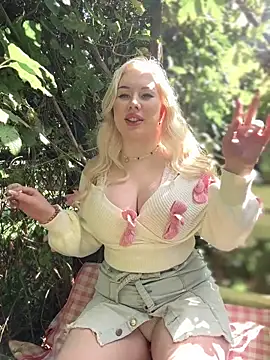 LaraHollywood online show from September 18, 6:26 am