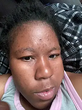 Snapshot of Muskthickgirl chatting on June 3, 8:06 am Muskthickgirl online show from June 3, 8:06 am