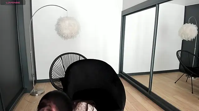 ibiddi online show from March 22, 1:30 pm