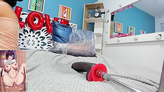 valerie lya online show from February 24, 8:36 pm