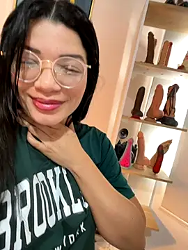 valerie lya online show from November 12, 7:46 pm