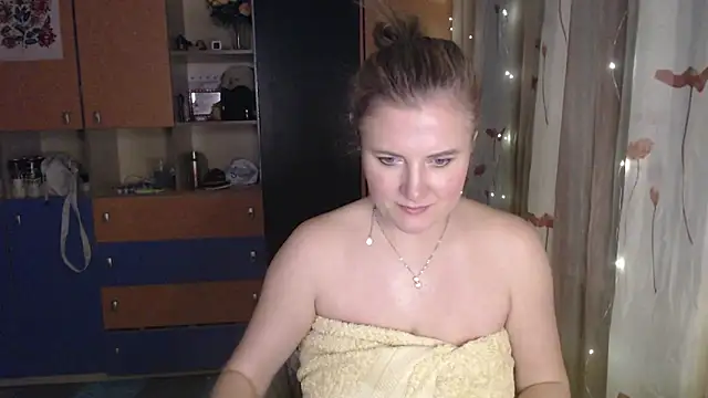 LizaCakes online show from January 17, 8:22 pm