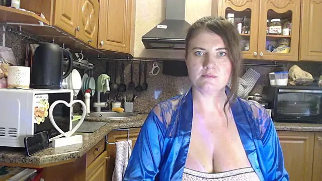 LizaCakes online show from September 24, 2:20 pm