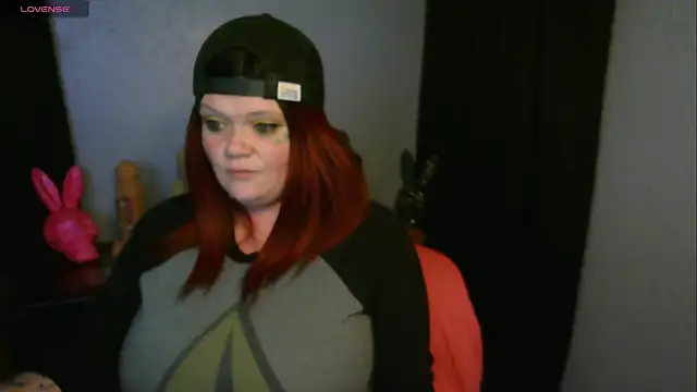 HoneyChambers online show from November 15, 11:10 pm