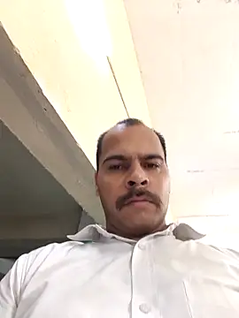 Vickyrajput009 online show from April 3, 8:40 pm