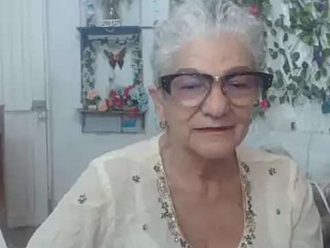 FunnyGrandma online show from February 2, 12:09 am