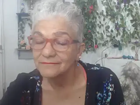 FunnyGrandma online show from February 8, 2:36 am