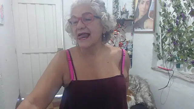 FunnyGrandma online show from October 19, 9:37 pm