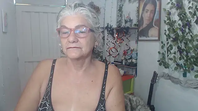 FunnyGrandma online show from October 20, 3:45 pm