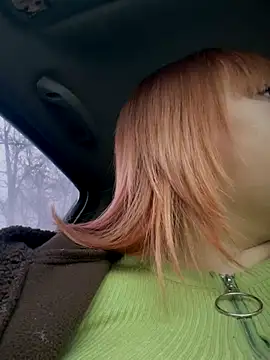 Model9798 online show from November 30, 9:13 am