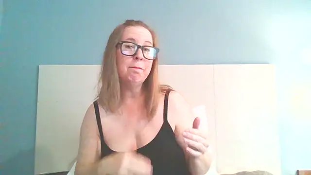 SweetandNaughty1 online show from January 9, 8:22 pm