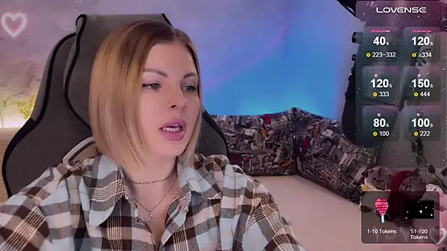 Your Sweet Lilu online show from December 3, 4:50 pm