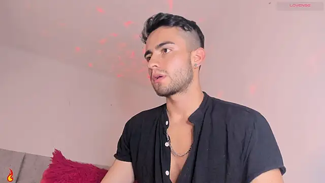 Snapshot of aydan_hw chatting on December 17, 10:54 pm aydan hw online show from December 17, 10:54 pm