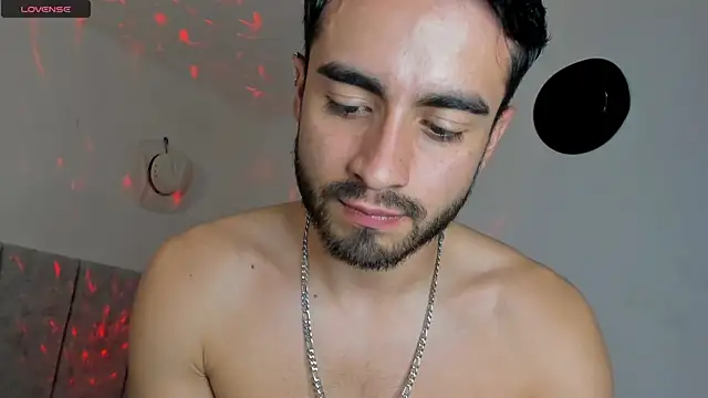 Snapshot of aydan_hw chatting on March 5, 7:17 pm aydan hw online show from March 5, 7:17 pm