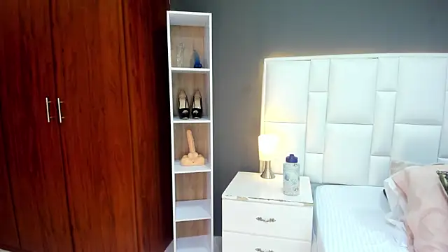 yeral2017 online show from December 24, 2:12 pm