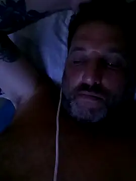 Snapshot of Reload_033 chatting on March 6, 3:25 am Reload 033 online show from March 6, 3:25 am