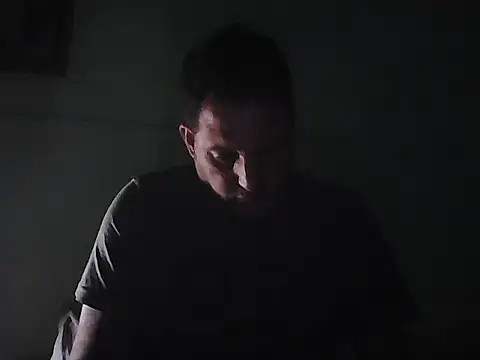 Snapshot of Reload_033 chatting on April 13, 3:12 am Reload 033 online show from April 13, 3:12 am