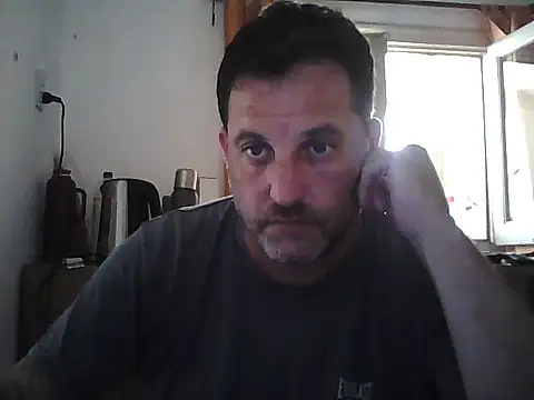 Snapshot of Reload_033 chatting on April 16, 6:52 pm Reload 033 online show from April 16, 6:52 pm