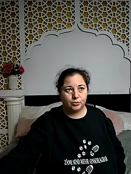 AleshaArabian online show from October 27, 5:11 am