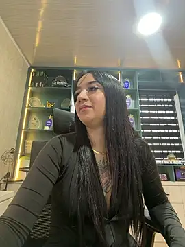 EmmyEvans1 online show from March 7, 7:44 pm