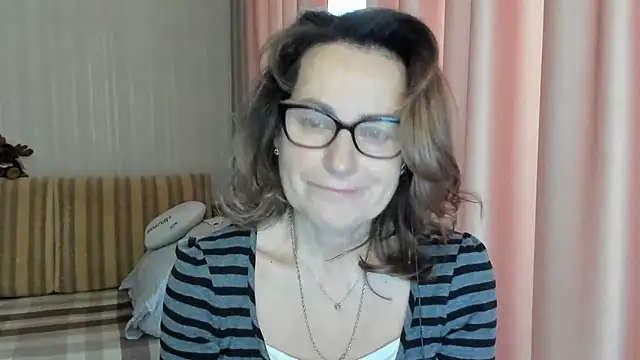 lauraoven online show from February 20, 7:23 am