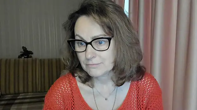 lauraoven online show from March 3, 10:38 am