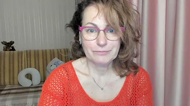 lauraoven online show from March 19, 7:29 am