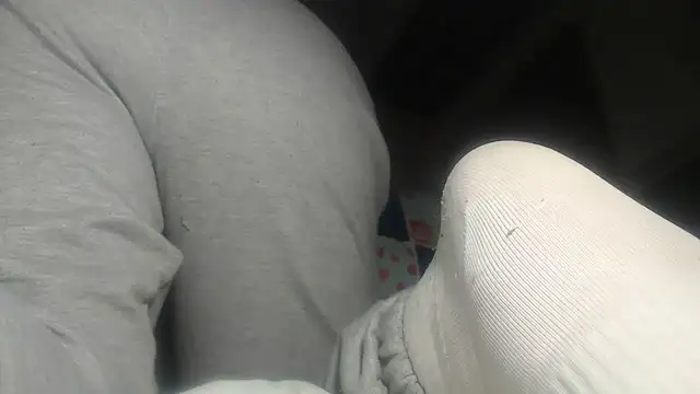 prettyangelsquirt online show from November 29, 9:07 pm