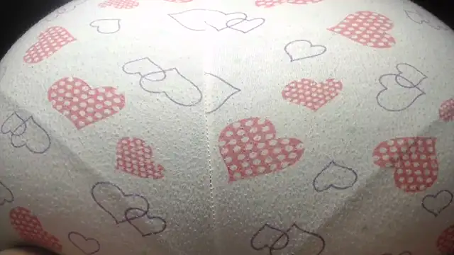 prettyangelsquirt online show from March 25, 3:23 am