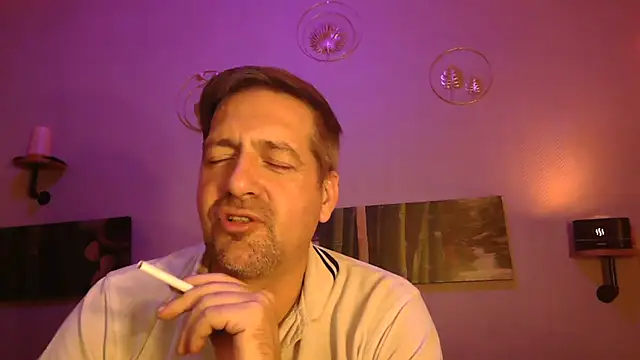 matrikes1 online show from December 20, 11:26 pm