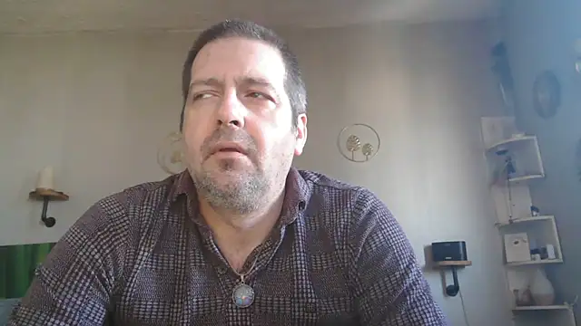 matrikes1 online show from March 8, 11:05 am