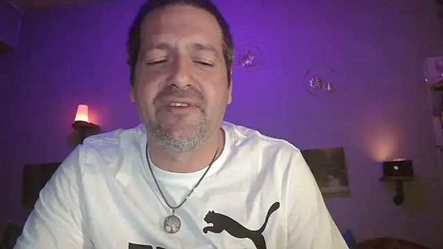 matrikes1 online show from March 18, 10:15 pm