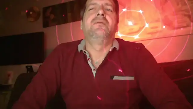 matrikes1 online show from January 17, 8:01 pm