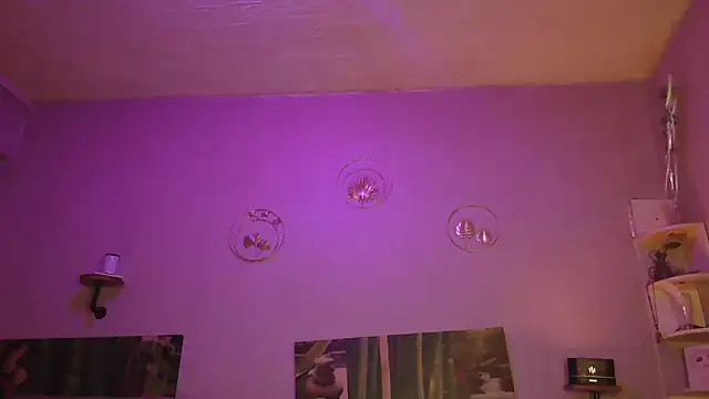 Snapshot of matrikes1 chatting on February 21, 7:37 pm matrikes1 online show from February 21, 7:37 pm