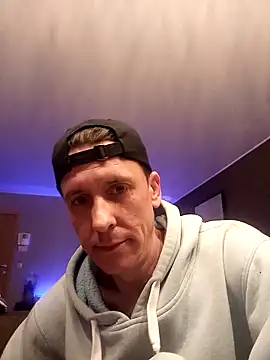 Antonio11111x online show from April 20, 6:31 pm