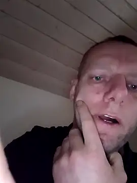 Snapshot of Kw8585kw chatting on January 17, 3:17 pm Kw8585kw online show from January 17, 3:17 pm