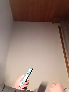 Snapshot of Kw8585kw chatting on March 14, 4:29 am Kw8585kw online show from March 14, 4:29 am