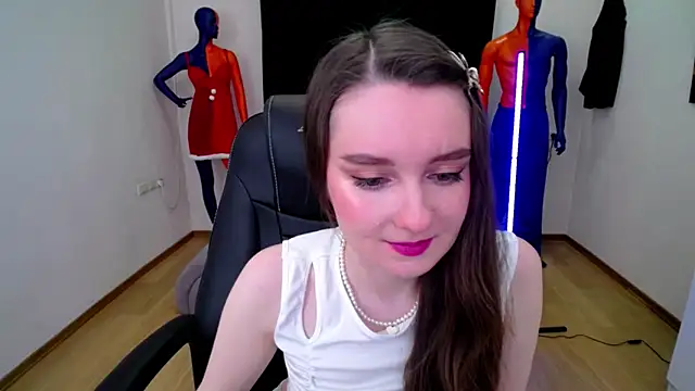Snapshot of CloudGrace chatting on January 17, 3:12 am CloudGrace online show from January 17, 3:12 am