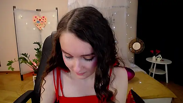 Snapshot of CloudGrace chatting on February 14, 9:21 pm CloudGrace online show from February 14, 9:21 pm