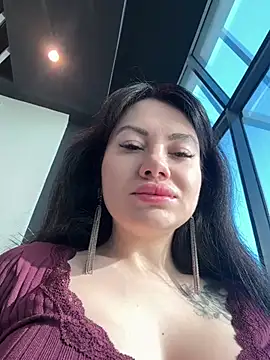 Snapshot of Wet__Bunny chatting on March 12, 6:19 am Wet Bunny online show from March 12, 6:19 am