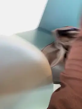 Snapshot of Wet__Bunny chatting on April 7, 6:25 am Wet Bunny online show from April 7, 6:25 am