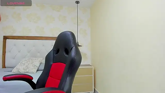 clarisKlein online show from October 3, 3:47 am