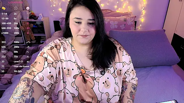 Snapshot of naughtykiss chatting on February 14, 11:40 am naughtykiss online show from February 14, 11:40 am