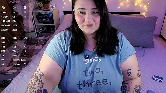 naughtykiss online show from April 2, 3:26 am