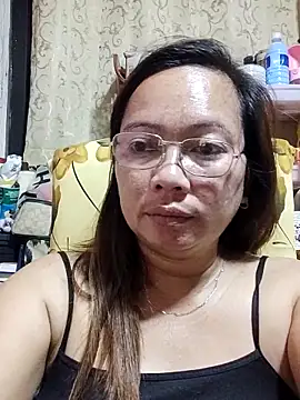 Snapshot of asianwet4u chatting on February 20, 9:42 pm asianwet4u online show from February 20, 9:42 pm
