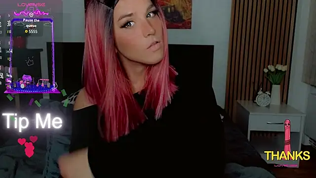 Snapshot of HelenSpellman chatting on June 22, 9:34 pm HelenSpellman online show from June 22, 9:34 pm