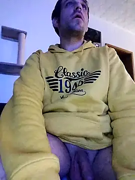 Codymc89 online show from February 16, 3:04 am